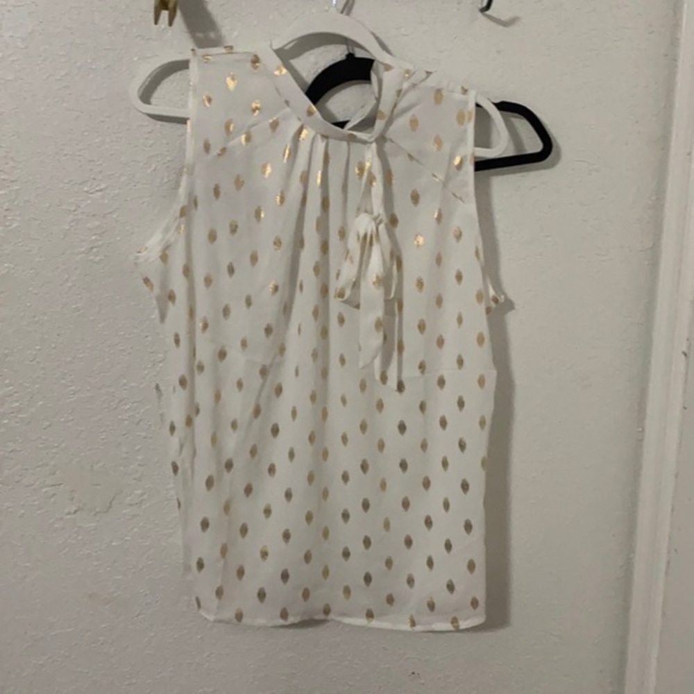 Luna Rae sleeveless blouse